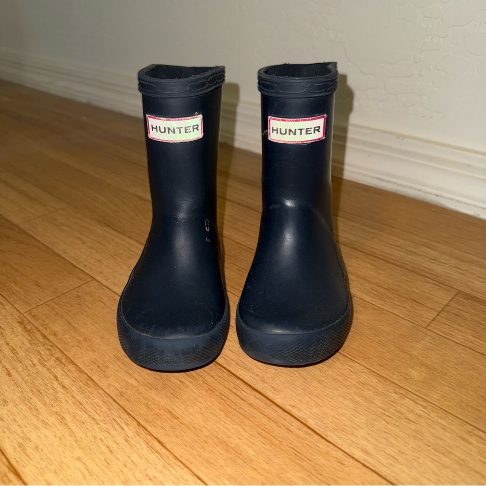 Hunter Classic Kids rain boot toddler size 6